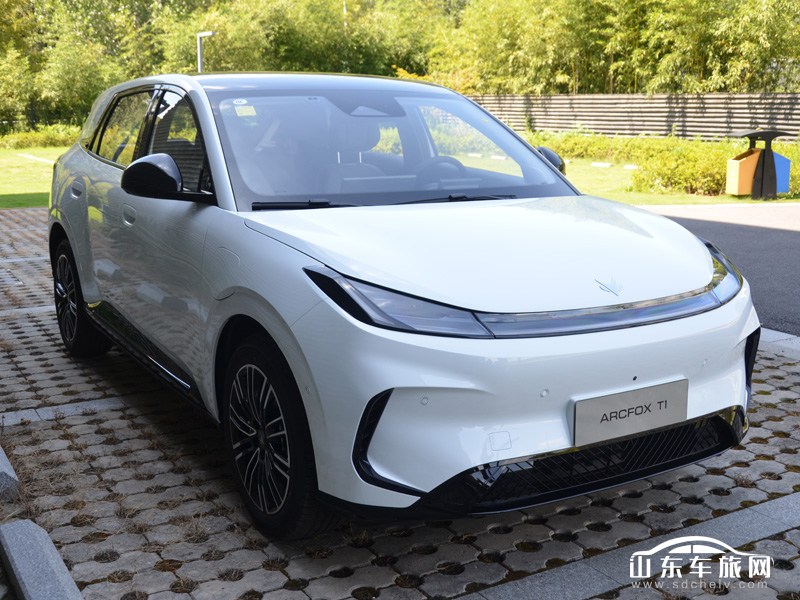 2025款极狐T1 外观