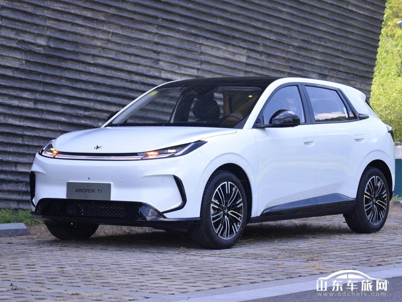 2025款极狐T1 外观